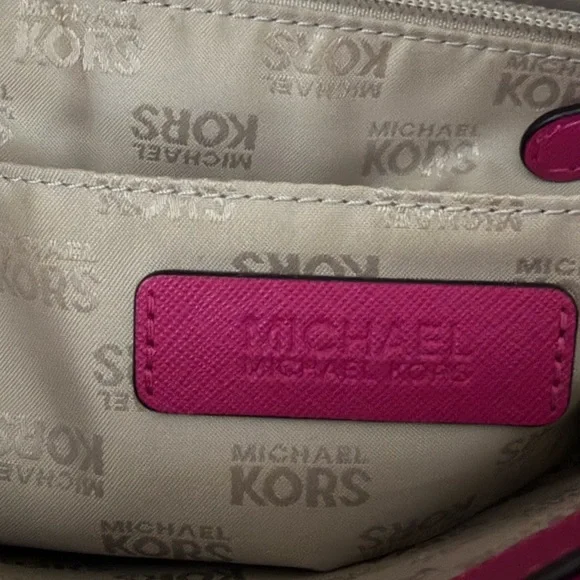 Michael Kors Tote Signature Print with Pink - Picture 4 of 5